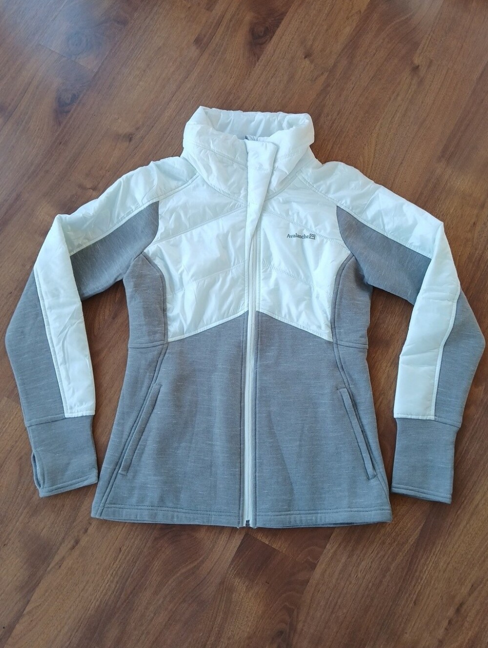 Avalanche Women's Lightweight Athletic Full Zip Jacket, Size M